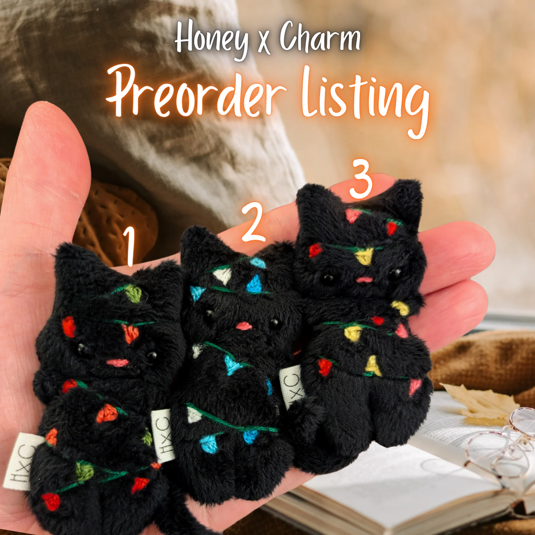 Preorder: Black Kitty in Xmas Lights
