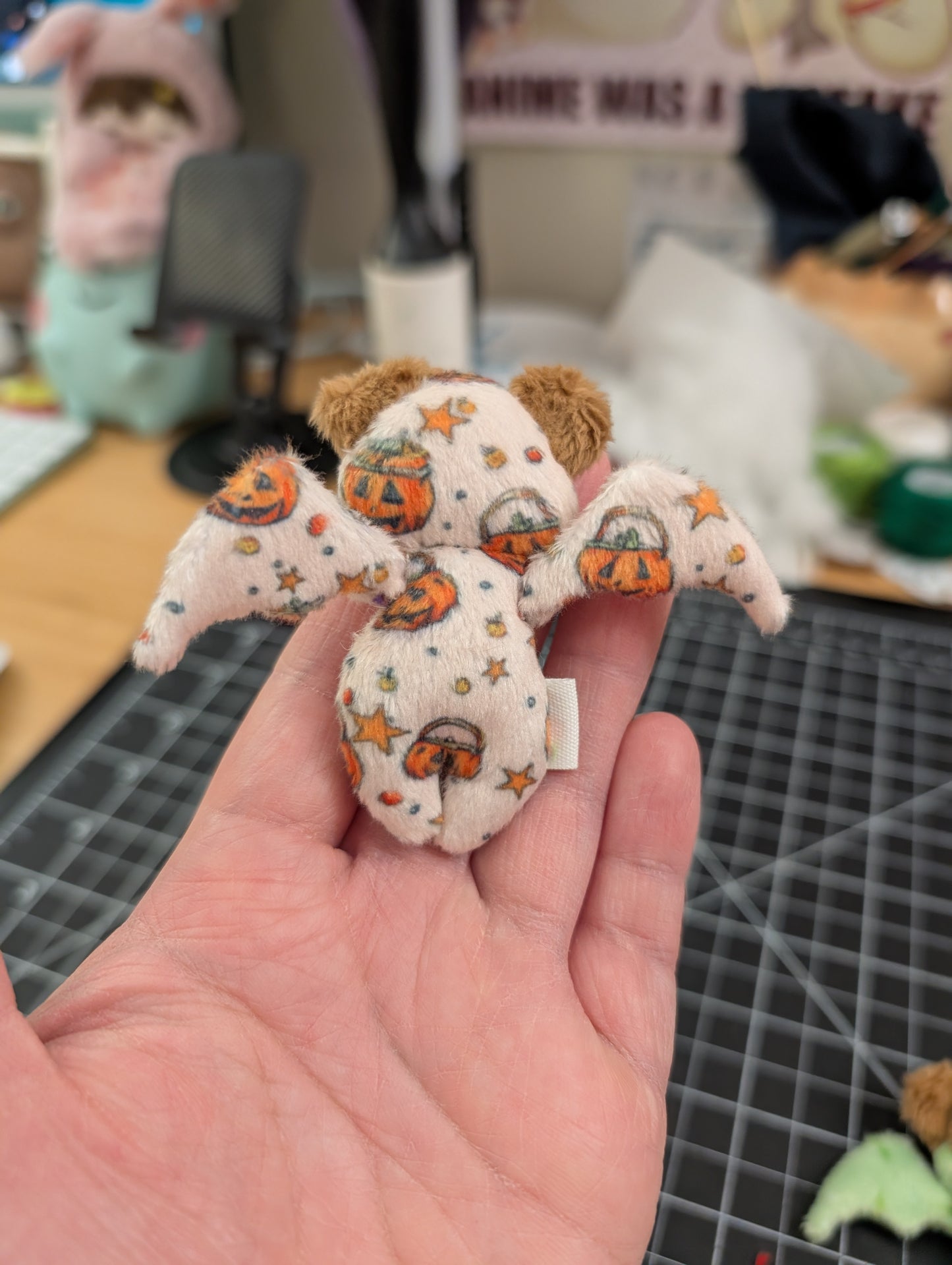 Pumpkin Bucket Bear Bat