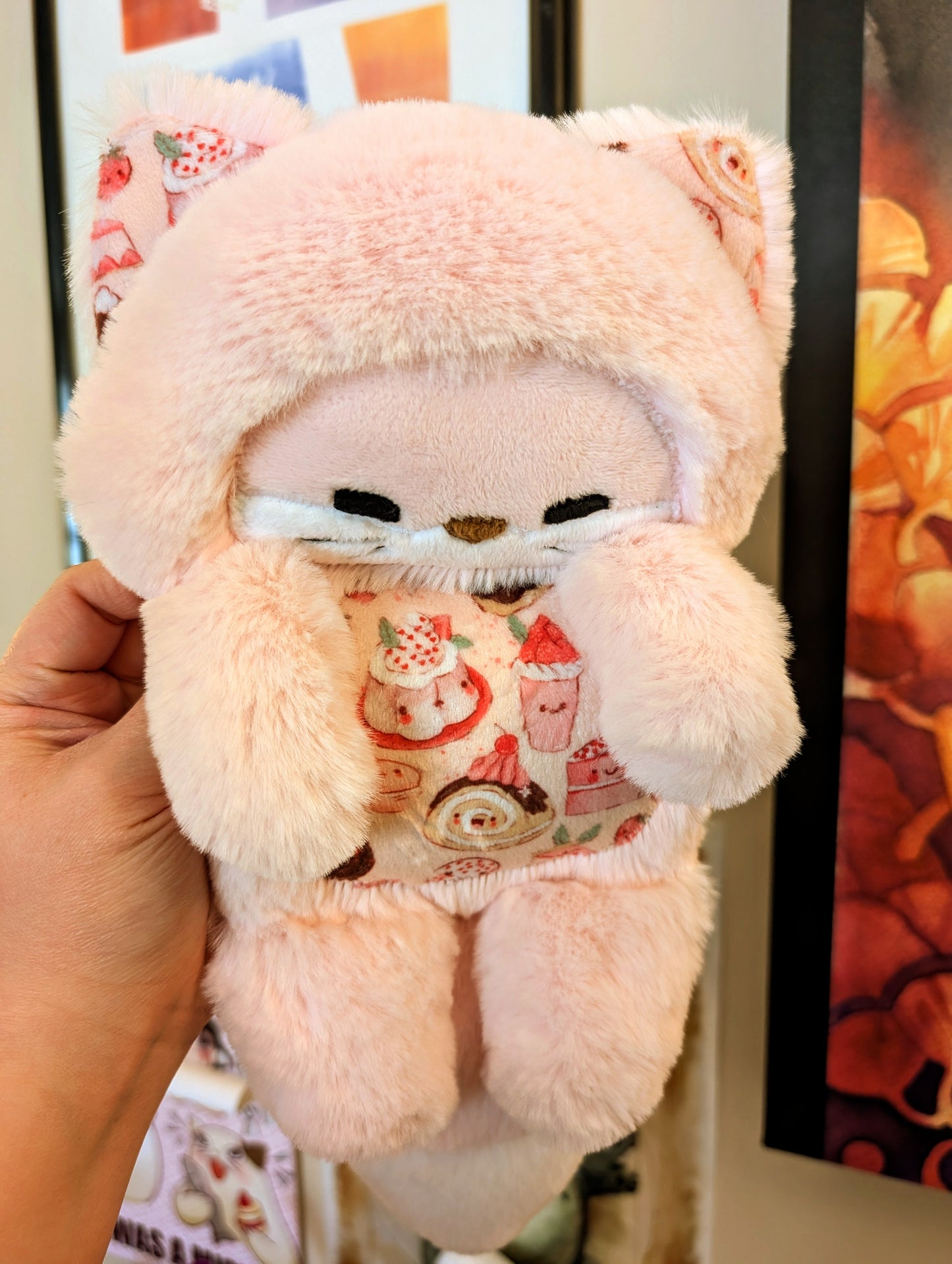 Sleepy Fox w Desserts Cuddler