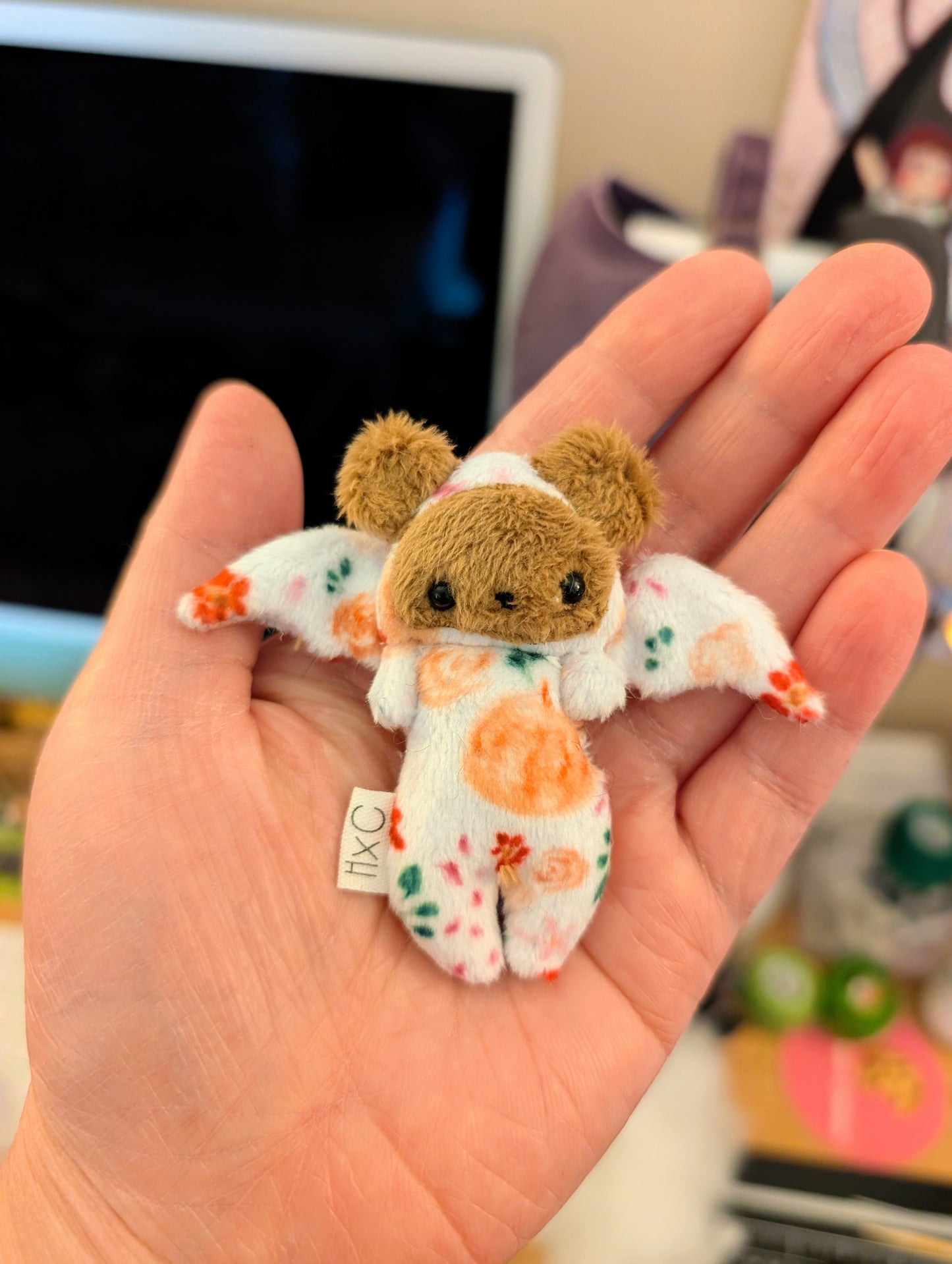 White Pumpkin Patch Bear Bat