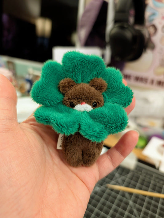 Five Leaf Clover Bear