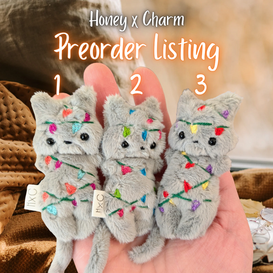 Preorder: Grey Kitty in Xmas Lights