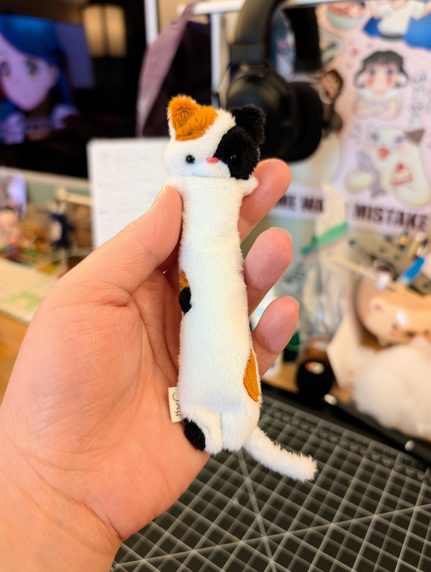 Eclair Calico Cat
