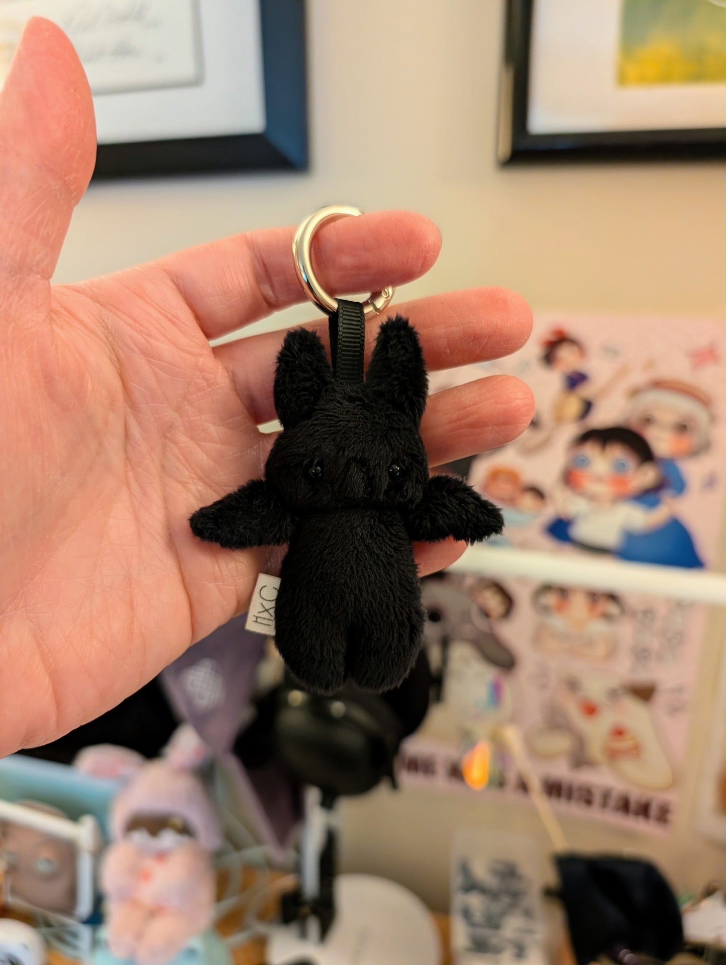 Black Bat Keychain w shorter ribbon